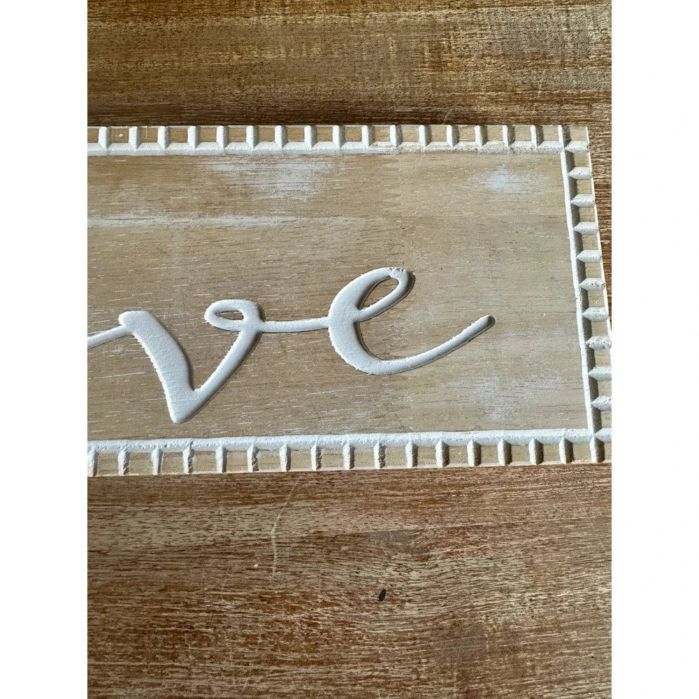 Rustic Wood Love Wall Sign Farmhouse Cursive Script Plaque White‎ Natural 16x7